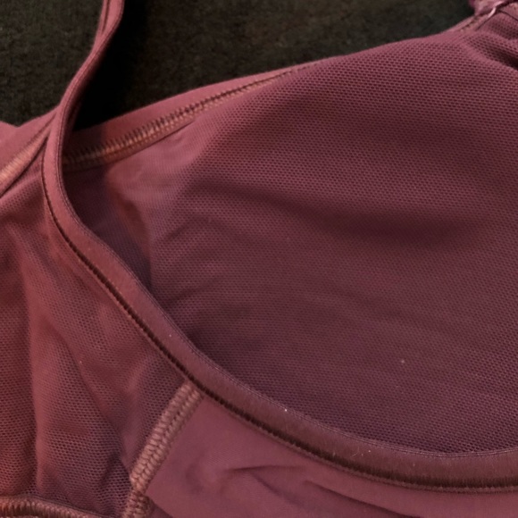 Aerie sports too - Picture 4 of 4